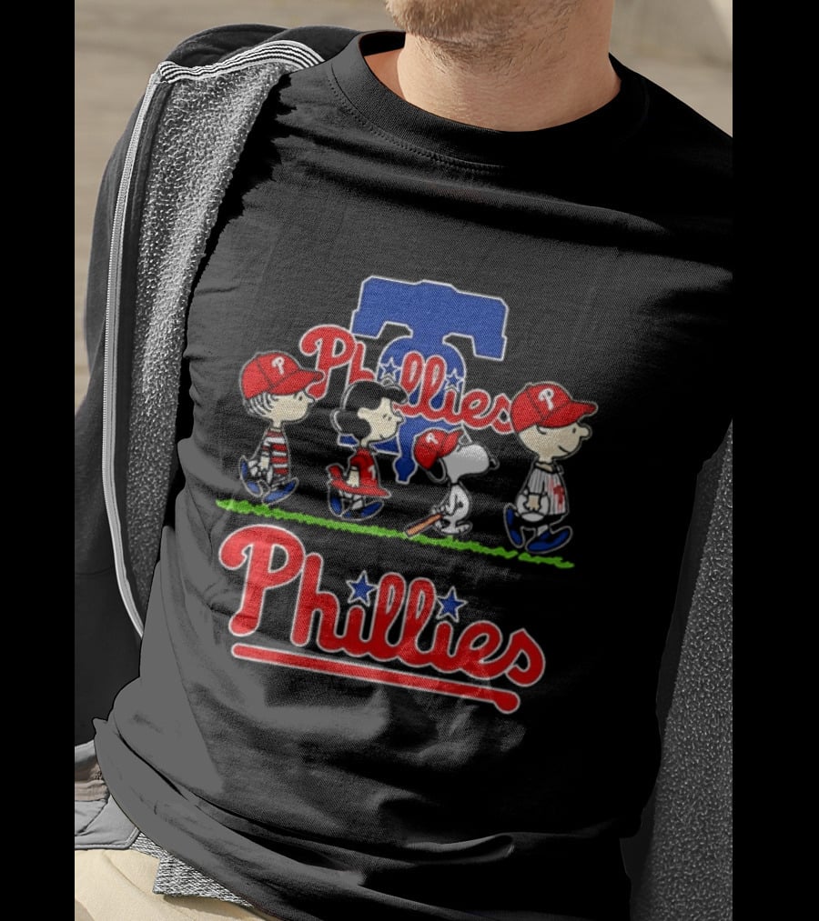 Snoopy Charlie Brown Linus Lucy Phillies Baseball 2026 T-Shirt