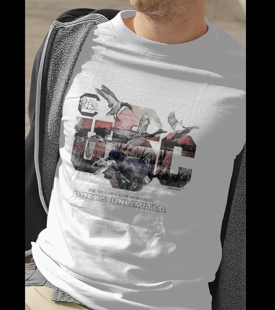 South Carolina Gamecocks True Outdoor Sportsman Ducks Unlimited Wildlife Scene T-Shirt