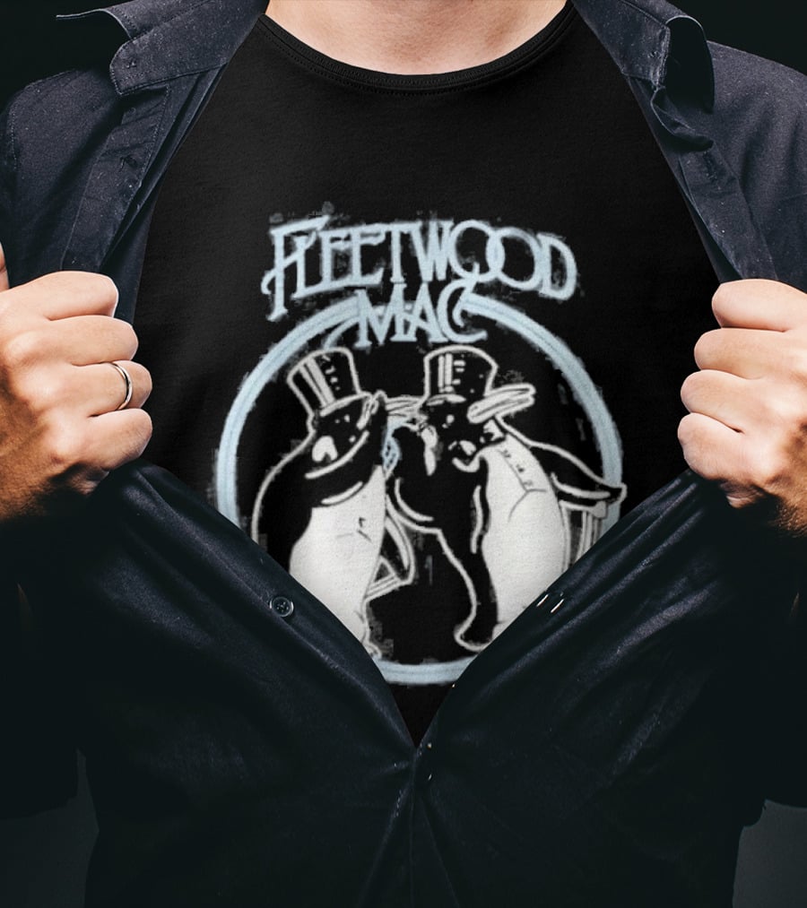 Ginny Miller Antonia Gentry Ginny And Georgia Fleetwood Mac T-Shirt