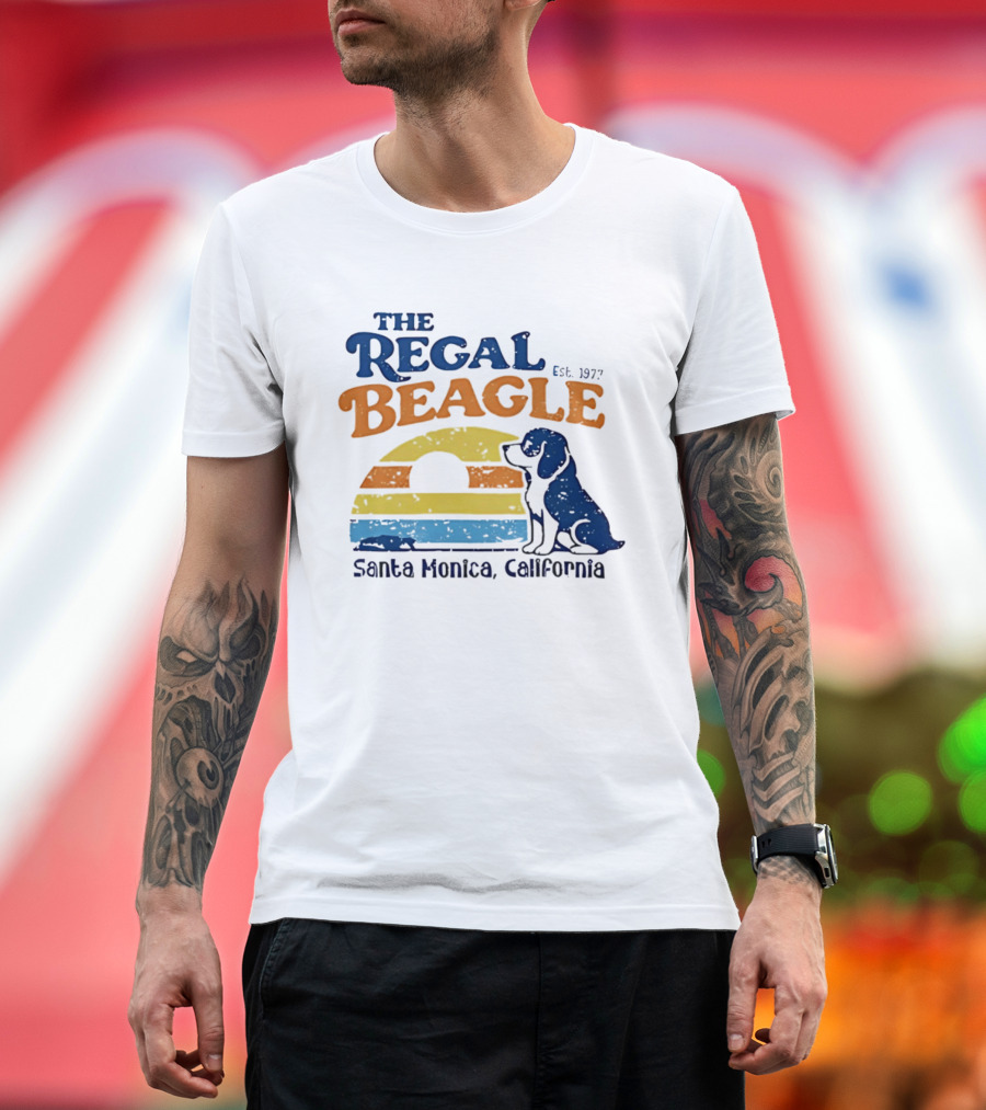 The Regal Beagle Santa Monica California Est 1977 Sunset Dog T-Shirt