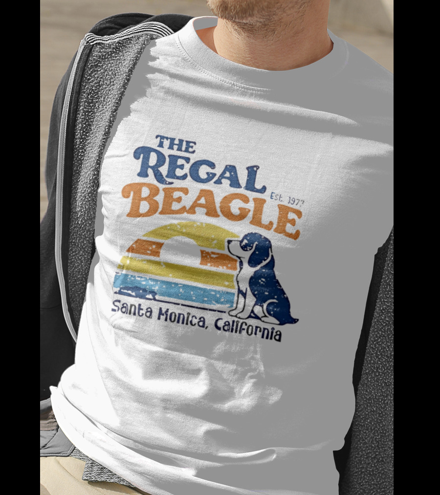 The Regal Beagle Santa Monica California Est 1977 Sunset Dog T-Shirt