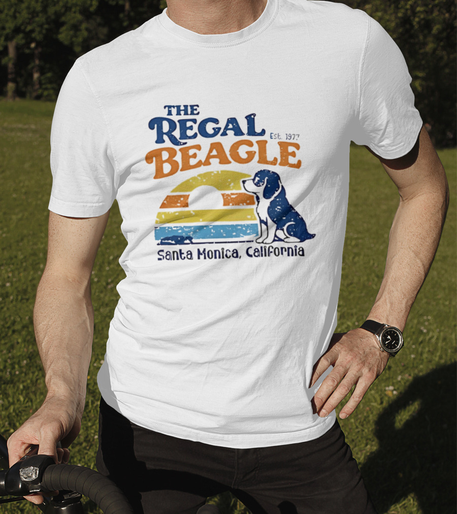 The Regal Beagle Santa Monica California Est 1977 Sunset Dog T-Shirt