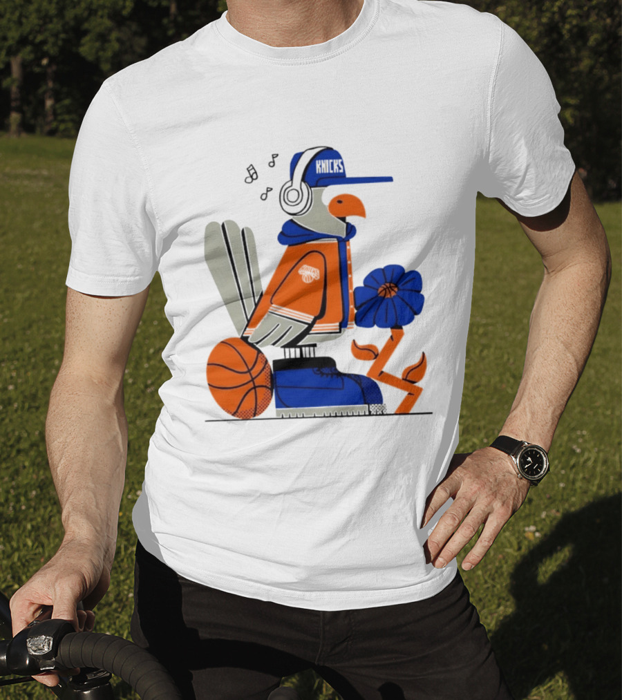 New York Knicks Go Go Go Bird With Cap And Basketball T-Shirt