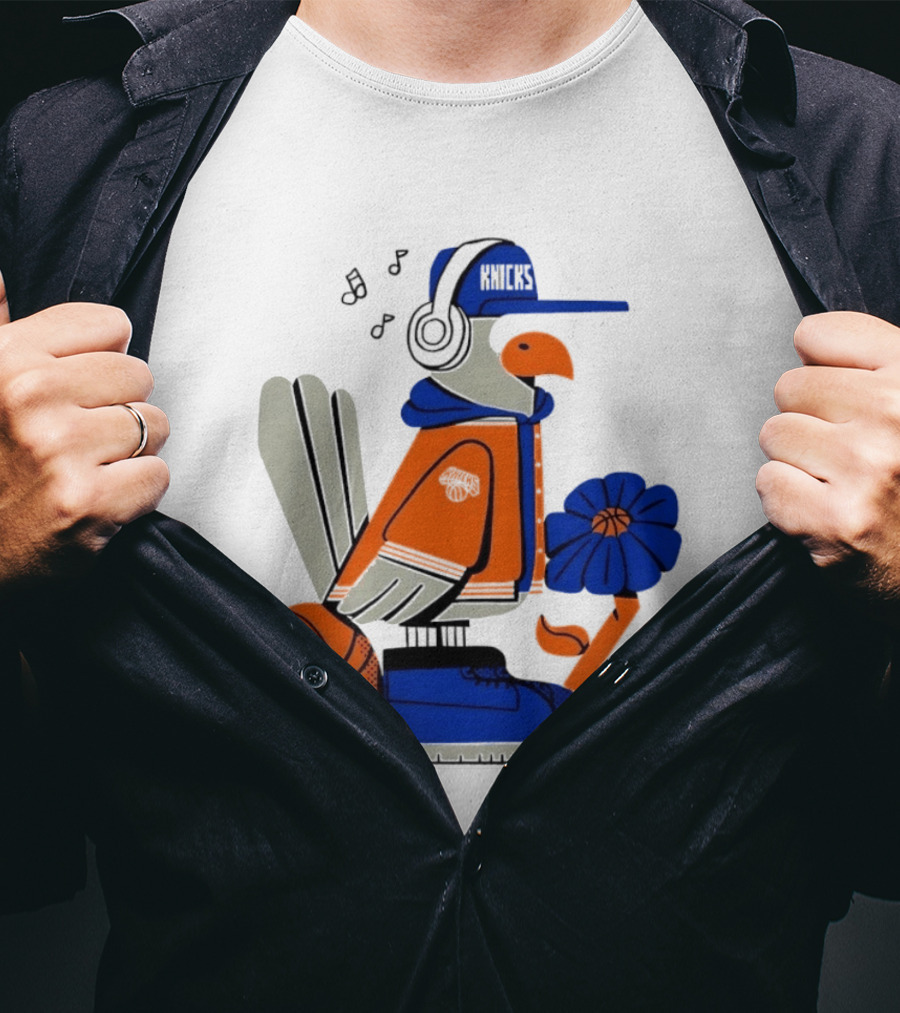 New York Knicks Go Go Go Bird With Cap And Basketball T-Shirt