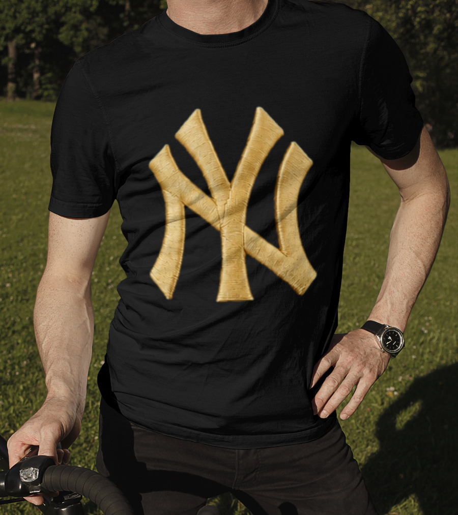 2026 Yankees House Of The Dragon Cap Night Yankees T-Shirt