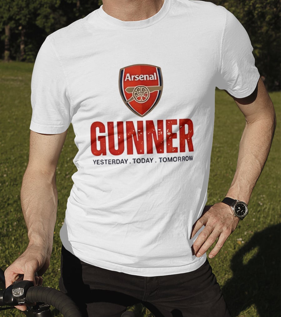 Arsenal Gunner Emblem Yesterday Today Tomorrow T-Shirt