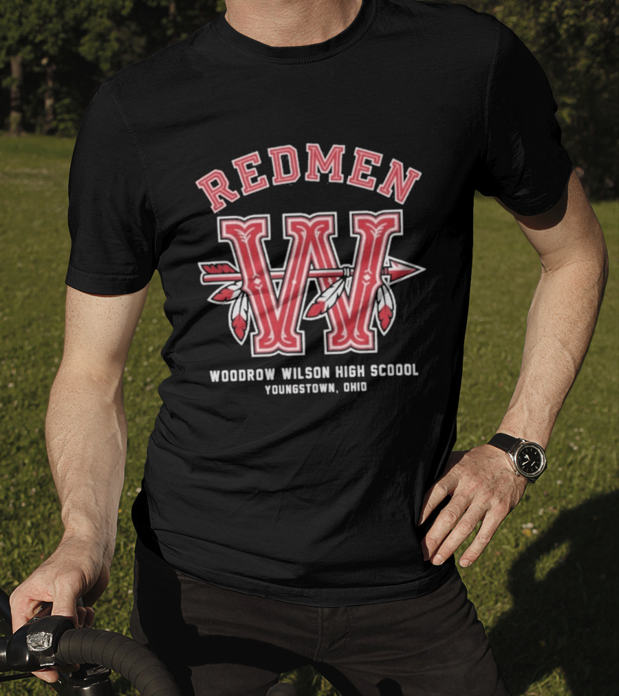 Redmen Woodrow Wilson High School Youngstown Ohio W Arrow Feathers T-Shirt