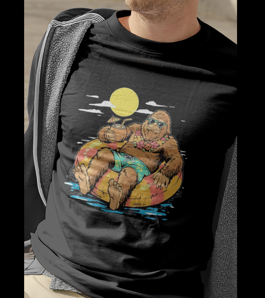 Bigfoot Lounging With A Cocktail In Tropical Beach Getaway Scene T-Shirt