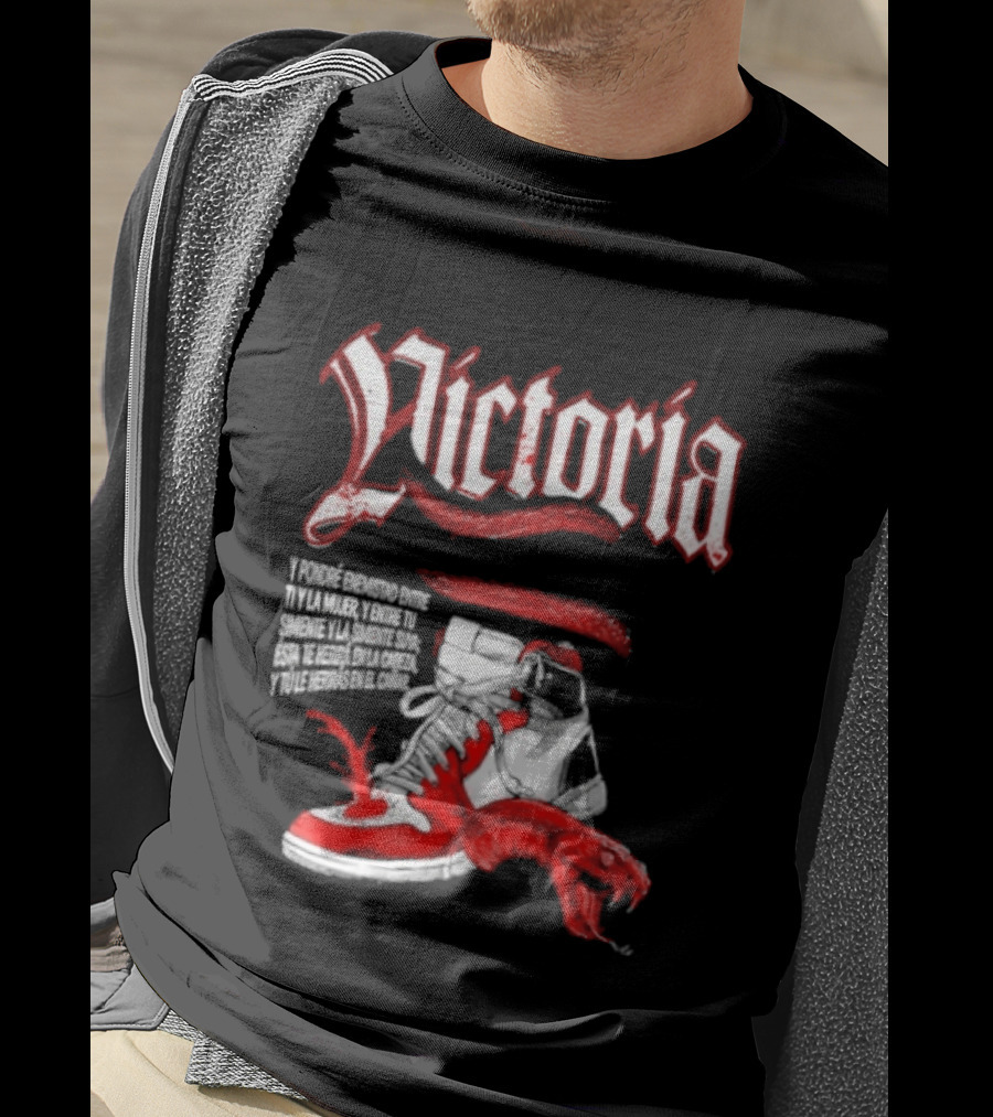 Victoria Y Pondré Enemistad Entre Ti Y La Mujer Simiente Suya Sneaker Serpent T-Shirt
