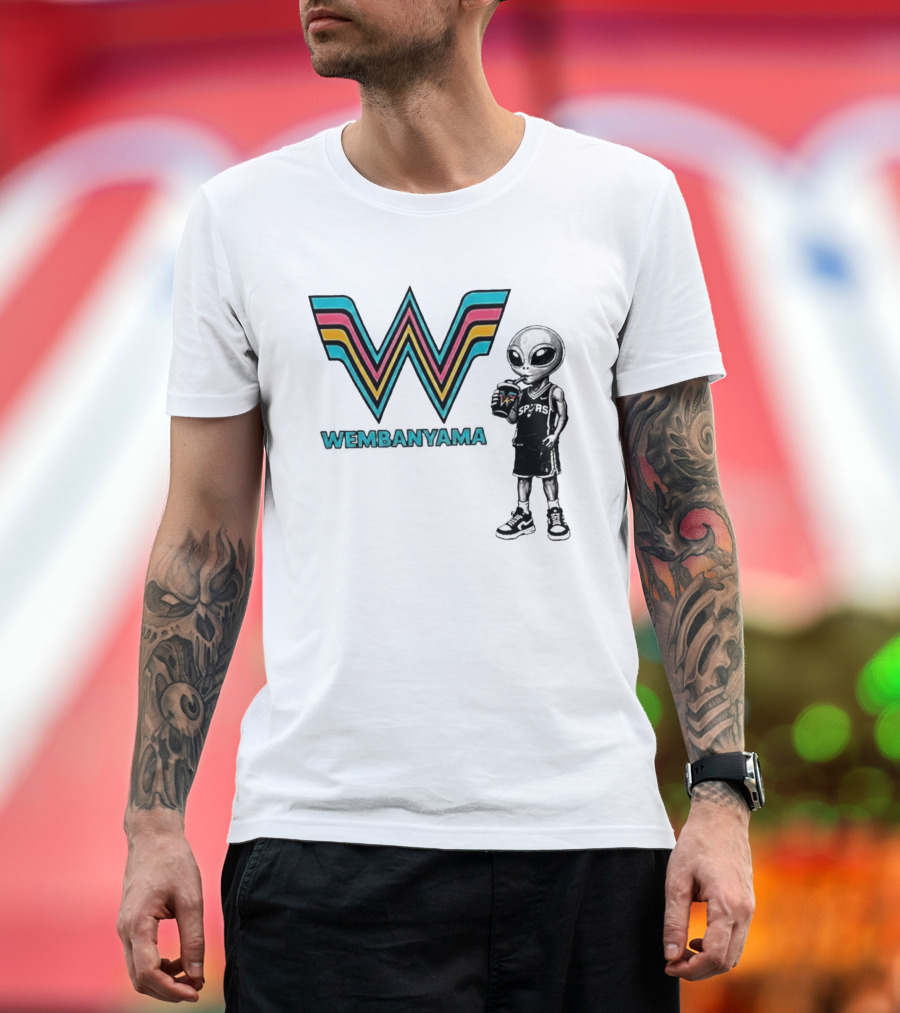San Antonio Spurs Wembanyama Alien Drinking Spurs T-Shirt