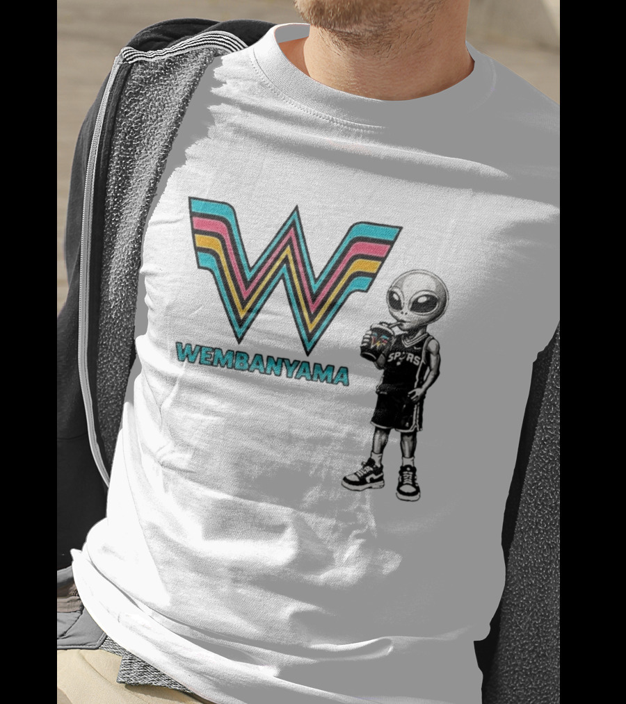 San Antonio Spurs Wembanyama Alien Drinking Spurs T-Shirt