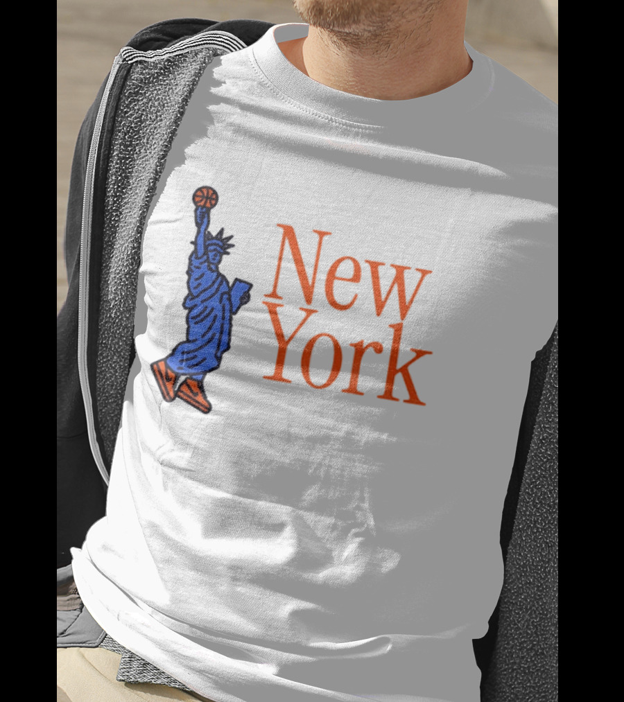 New York Knicks Basketball Statue Of Liberty NBA 2026 T-Shirt