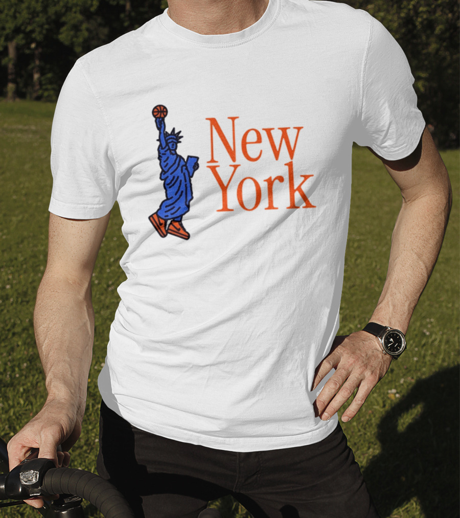 New York Knicks Basketball Statue Of Liberty NBA 2026 T-Shirt