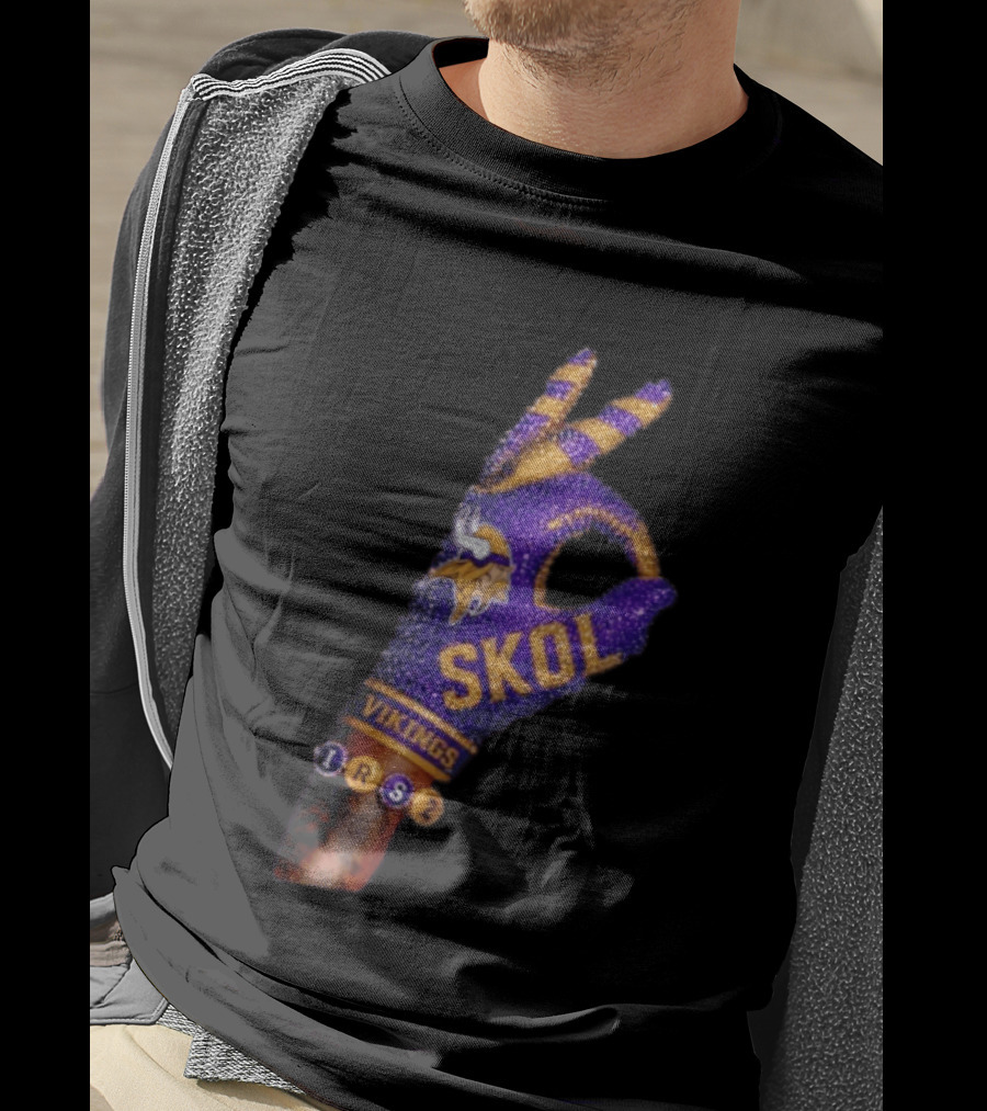 Minnesota Vikings Skol Isaiah Rodgers Iceman Glove T-Shirt