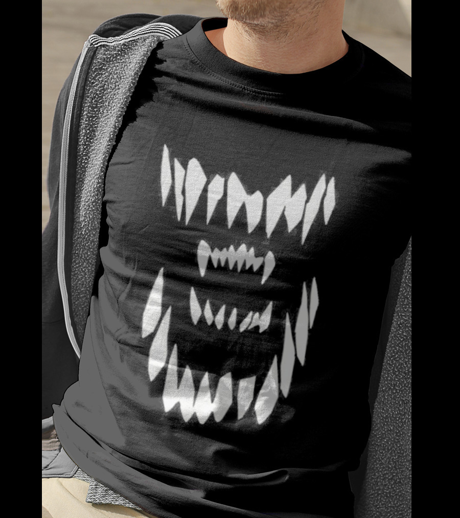Alien It Takes Two To Mangle Iconic Zigzag T-Shirt
