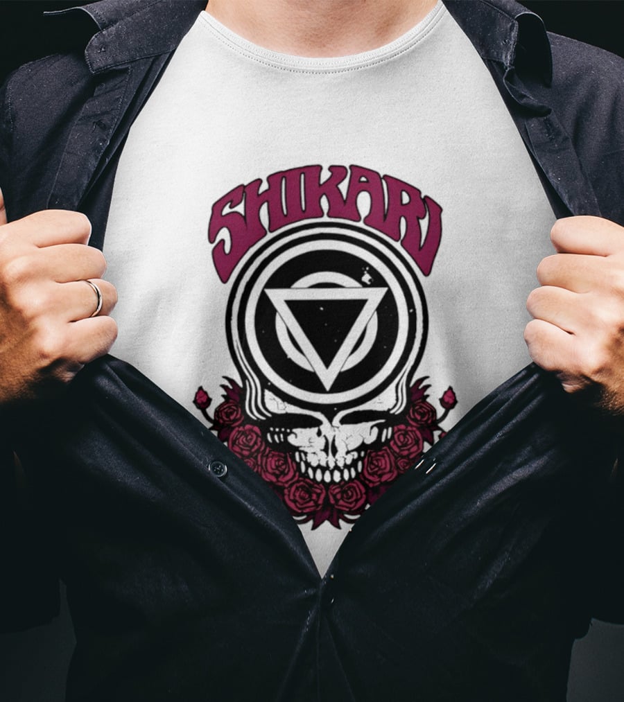 Shikari Triangle Skull Roses T-Shirt