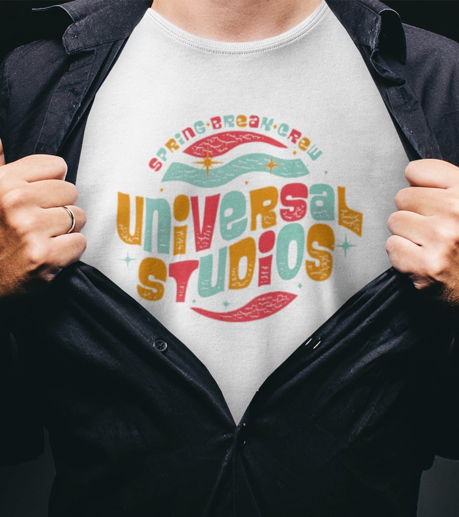 Universal Studios Spring Break Crew Retro Wave T-Shirt