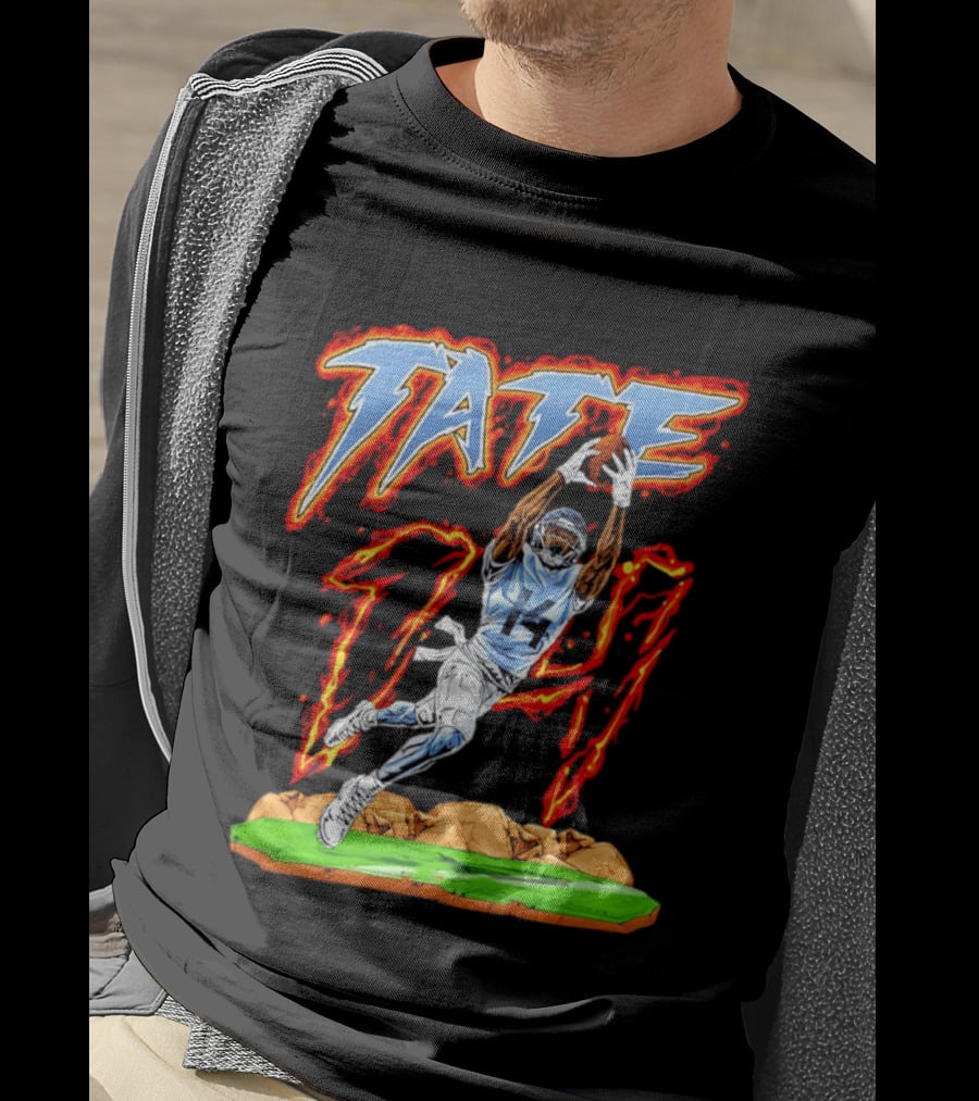 Tennessee Titans Carnell Tate Hand Drawn 17 Football T-Shirt