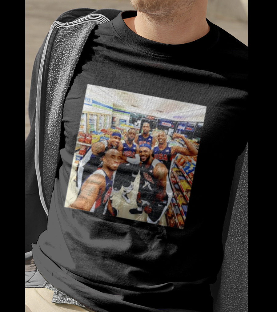 USA Legend Basketball Kobe Bryant LeBron James Dwight Howard Selfie Meme 7 Eleven USA Jersey Team Players T-Shirt