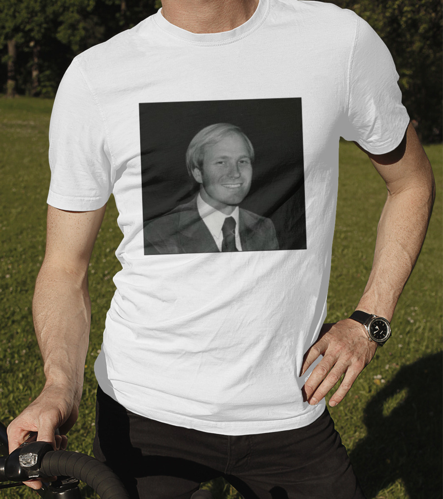 Larry King Ex Husband Of Billie Jean King Women's Pro Tennis Growth 81 T-Shirt