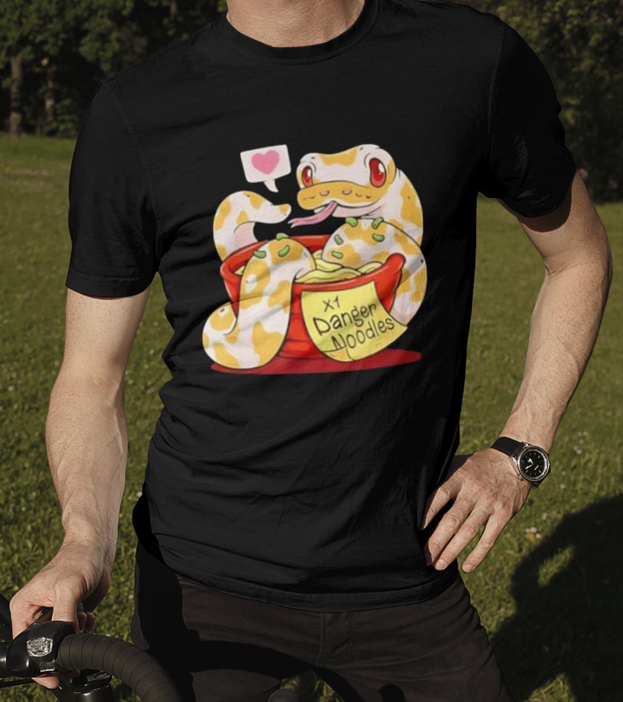 Snake Love X1 Danger Noodles Cartoon Cute Snake With Heart Speech Bubble T-Shirt