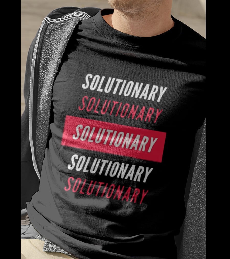 SOLUTIONARY Bold Text Print T-Shirt