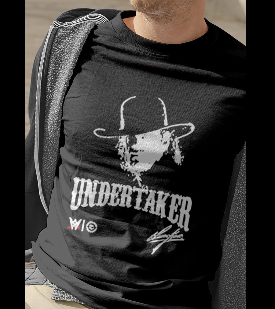 Undertaker WWE Hat Icon With Signature T-Shirt