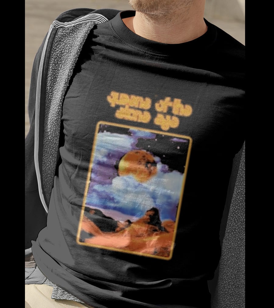 Queens Of The Stone Age Cosmic Moon Scene T-Shirt