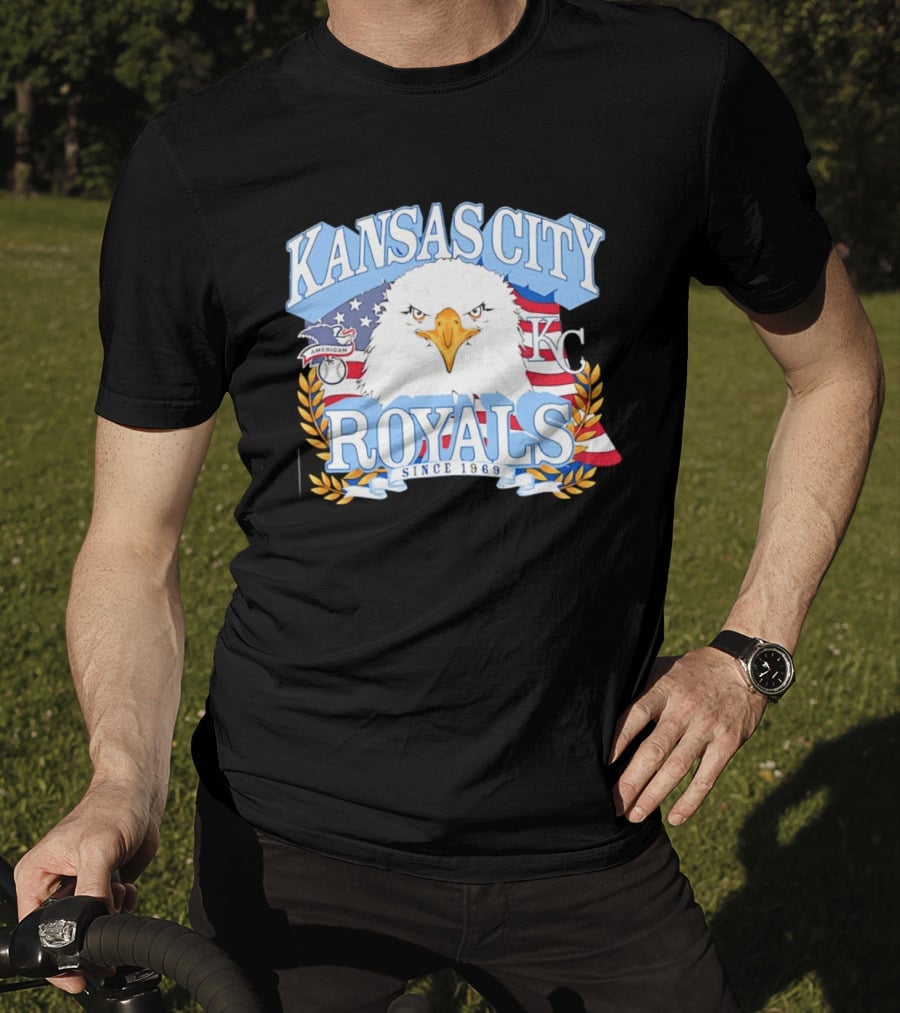 Kansas City Royals Eagle With American Flag Patriotic KC T-Shirt