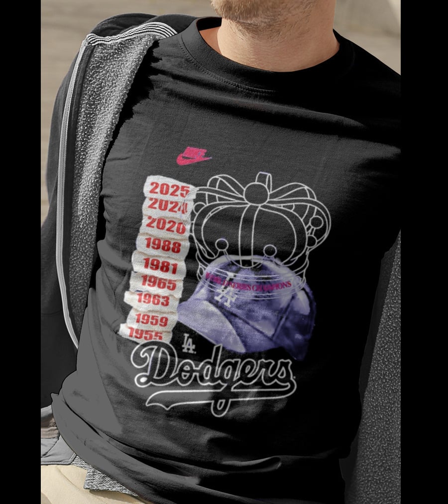 Los Angeles Dodgers 9x World Series Champions Crown And Cap 1955 2025 T-Shirt