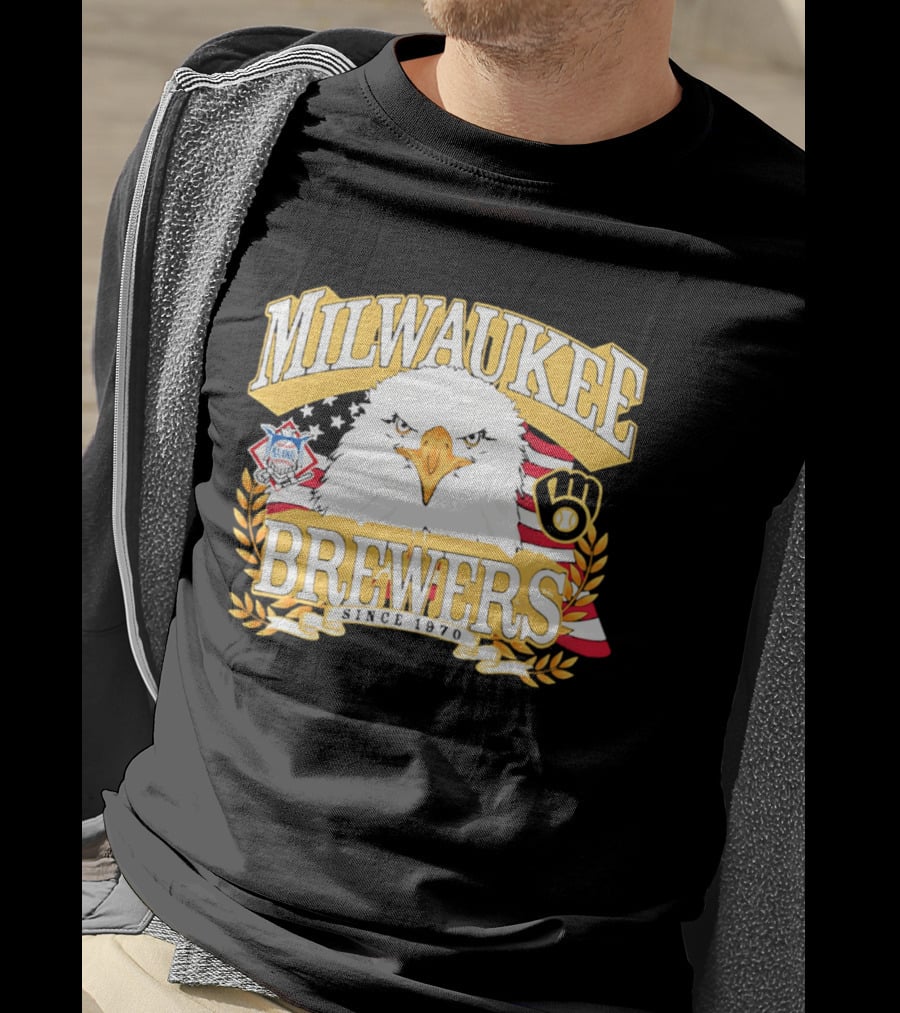Milwaukee Brewers Eagle American Flag 250th Celebration T-Shirt