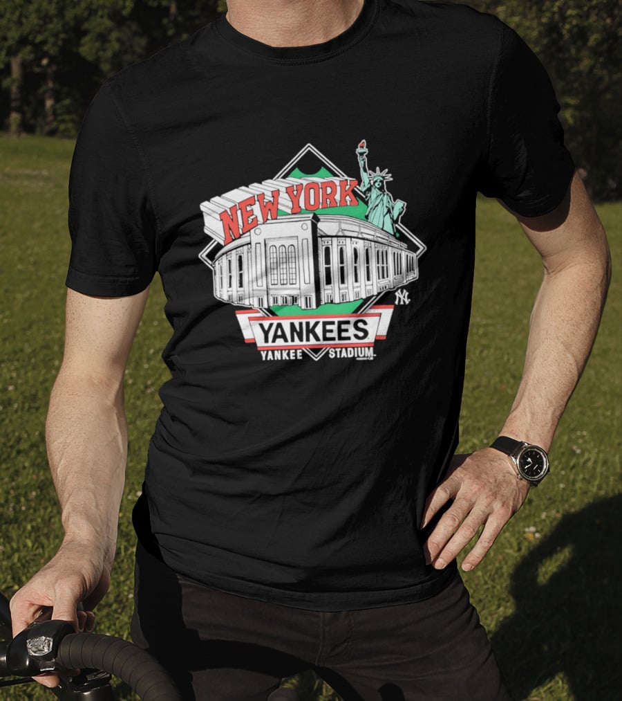 New York Yankees Yankee Stadium Facade Statue Of Liberty T-Shirt