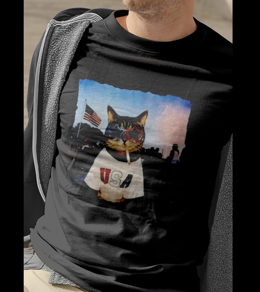 USA Cat With American Flag Sunglasses Smoking Fireworks T-Shirt