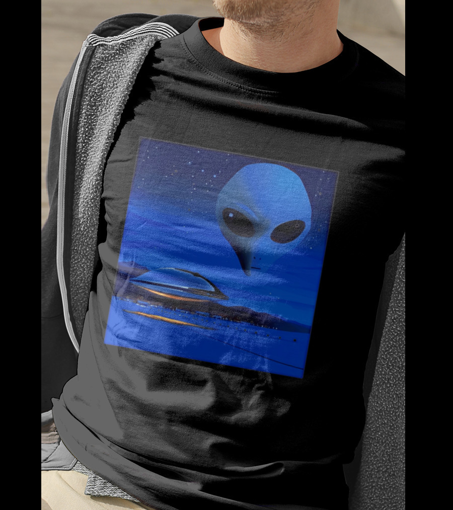 Aline UFO Portrait Night Sky Scene T-Shirt