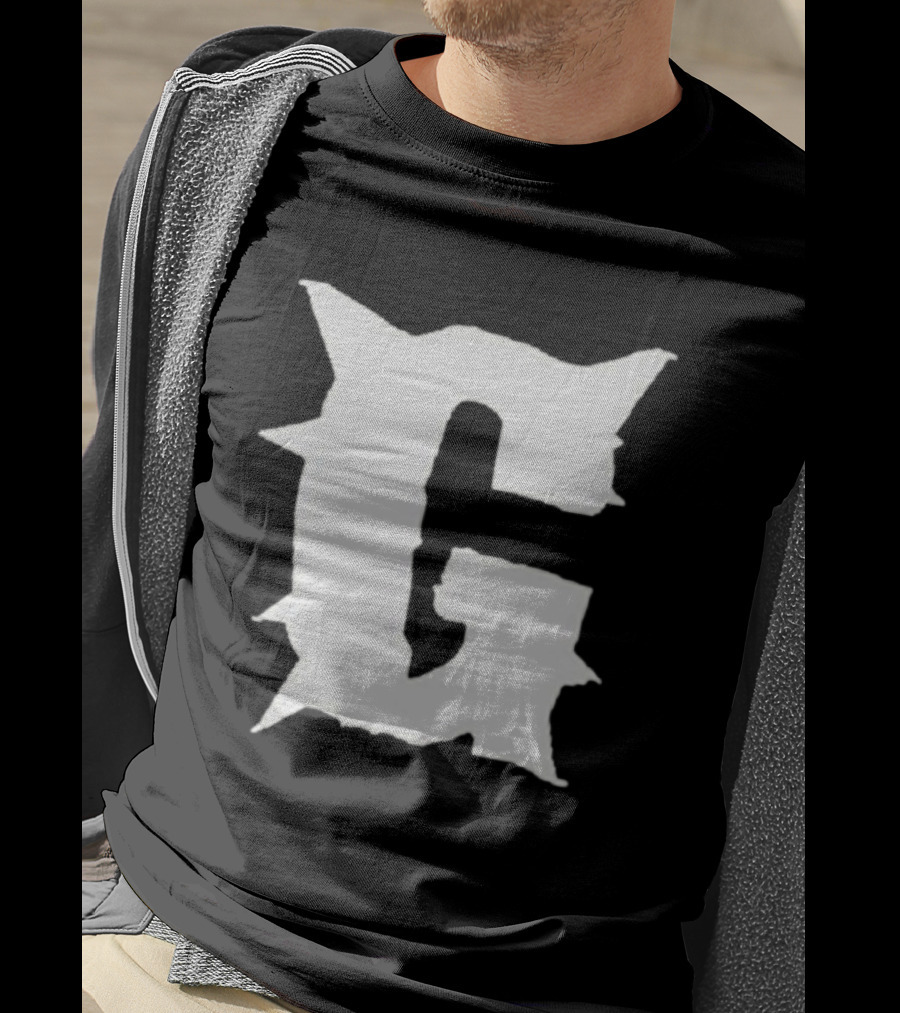 Glo Gang Spiked G Icon Graphic Streetwear Trend T-Shirt