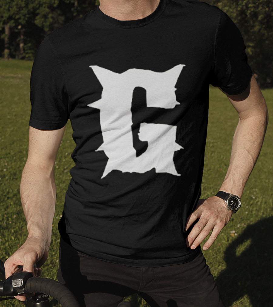 Glo Gang Spiked G Icon Graphic Streetwear Trend T-Shirt