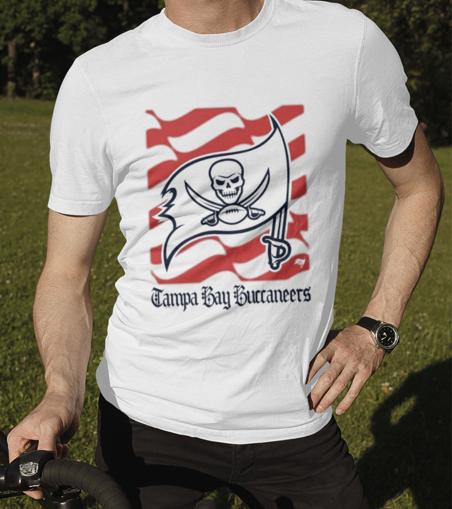 Tampa Bay Buccaneers Flag Skull And Cross Swords T-Shirt