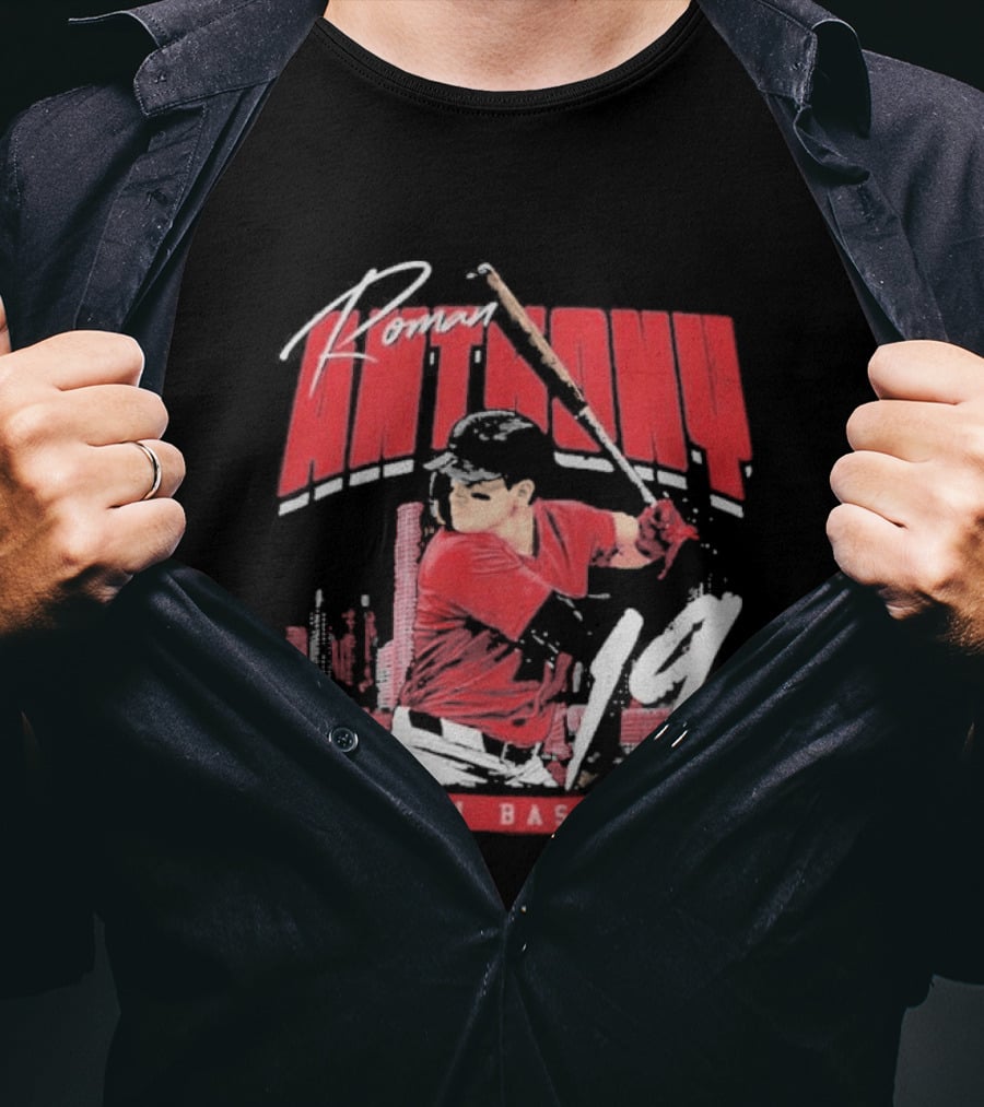 Roman Anthony 19 Boston Baseball Skyline Batting Scene T-Shirt