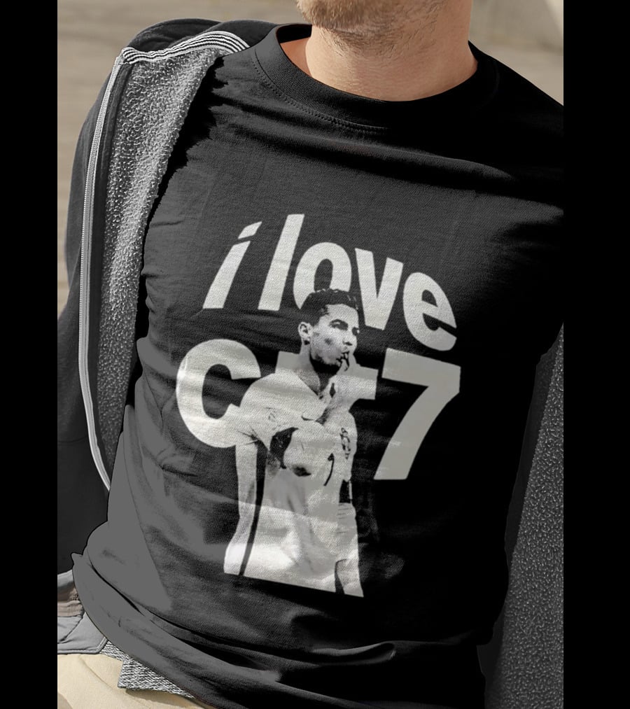 Cristiano Ronaldo I Love CR7 Image Al Nassr GOAT T-Shirt