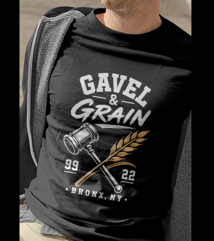 Gavel & Grain 99 22 Bronx NY Judge's Gavel And Wheat T-Shirt