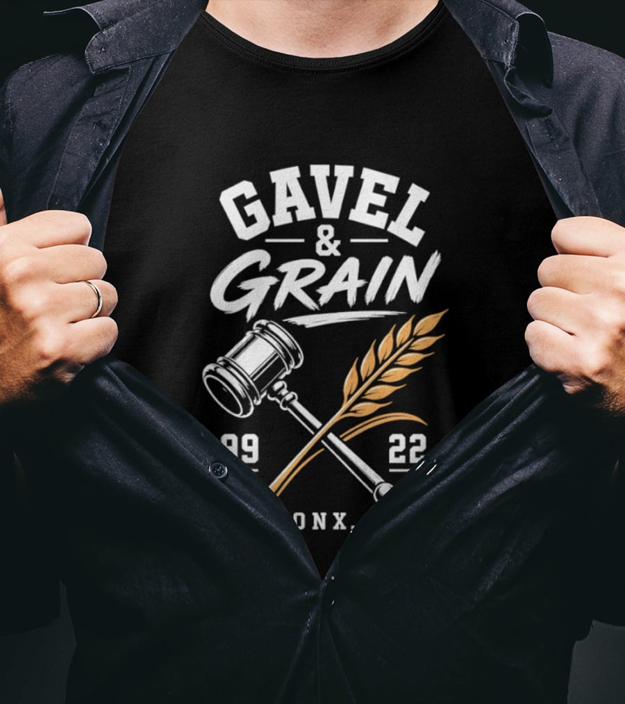 Gavel & Grain 99 22 Bronx NY Judge's Gavel And Wheat T-Shirt