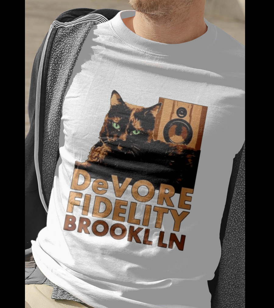 DeVore Fidelity Brooklyn Cat Speaker T-Shirt