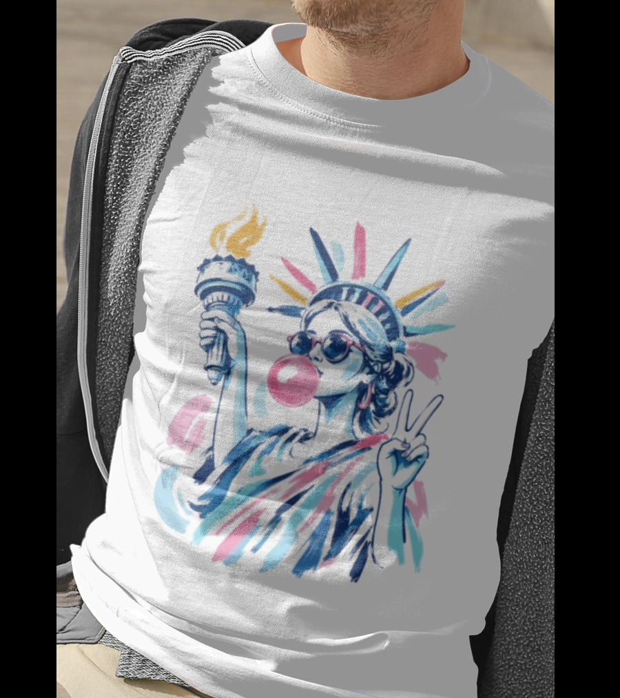 Statue Of Liberty Bubblegum Peace Sign USA Landmark T-Shirt
