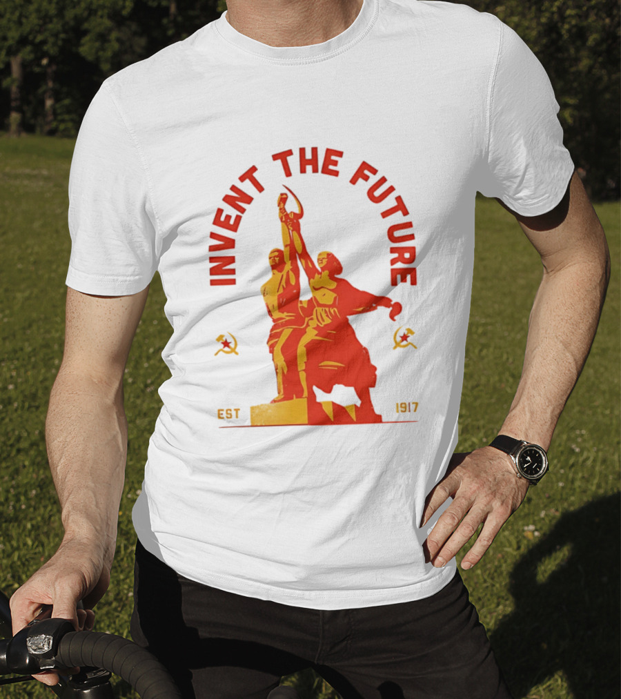Invent The Future Est 1917 Worker And Kolkhoz Woman Statue T-Shirt