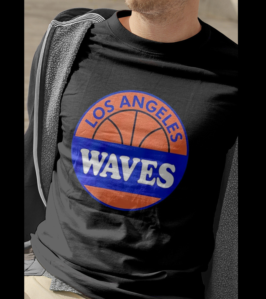 Los Angeles Waves Basketball Theme Circle T-Shirt