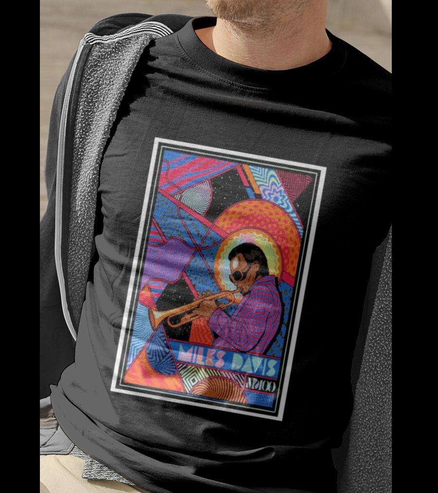 Miles Davis M100 Vibrant Foil Psychedelic Jazz Artistry Trumpet Player T-Shirt