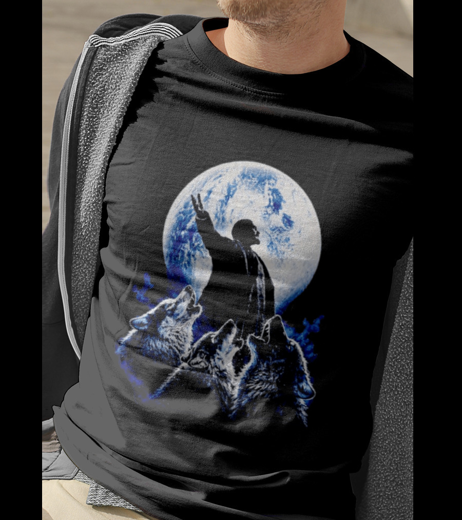 Vladimir Lenin Moon Wolves Howling Speaker T-Shirt
