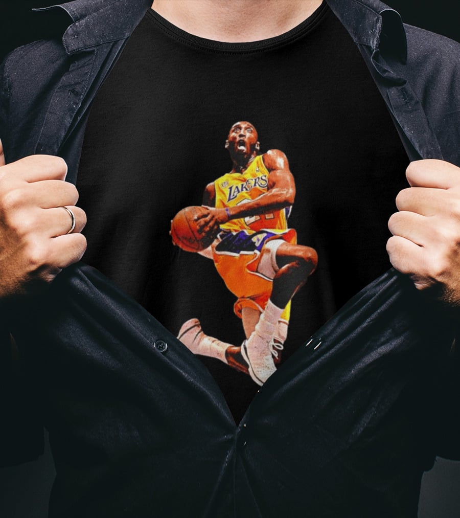 Kobe Bryant Los Angeles Lakers 24 NBA Dunk Pose Iconic Basketball Legend T-Shirt