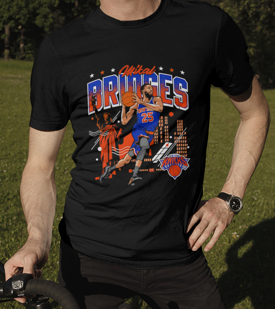 New York Knicks Mikal Bridges Basketball Player 25 Statue Of Liberty Skyline T-Shirt