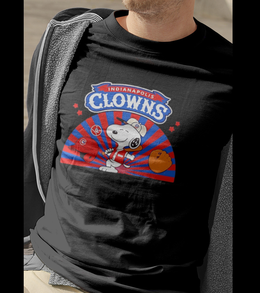 Snoopy Indianapolis Clowns Baseball Vintage Style Red Blue Peanuts Comic Strip Baseball Bat Glove Cap T-Shirt